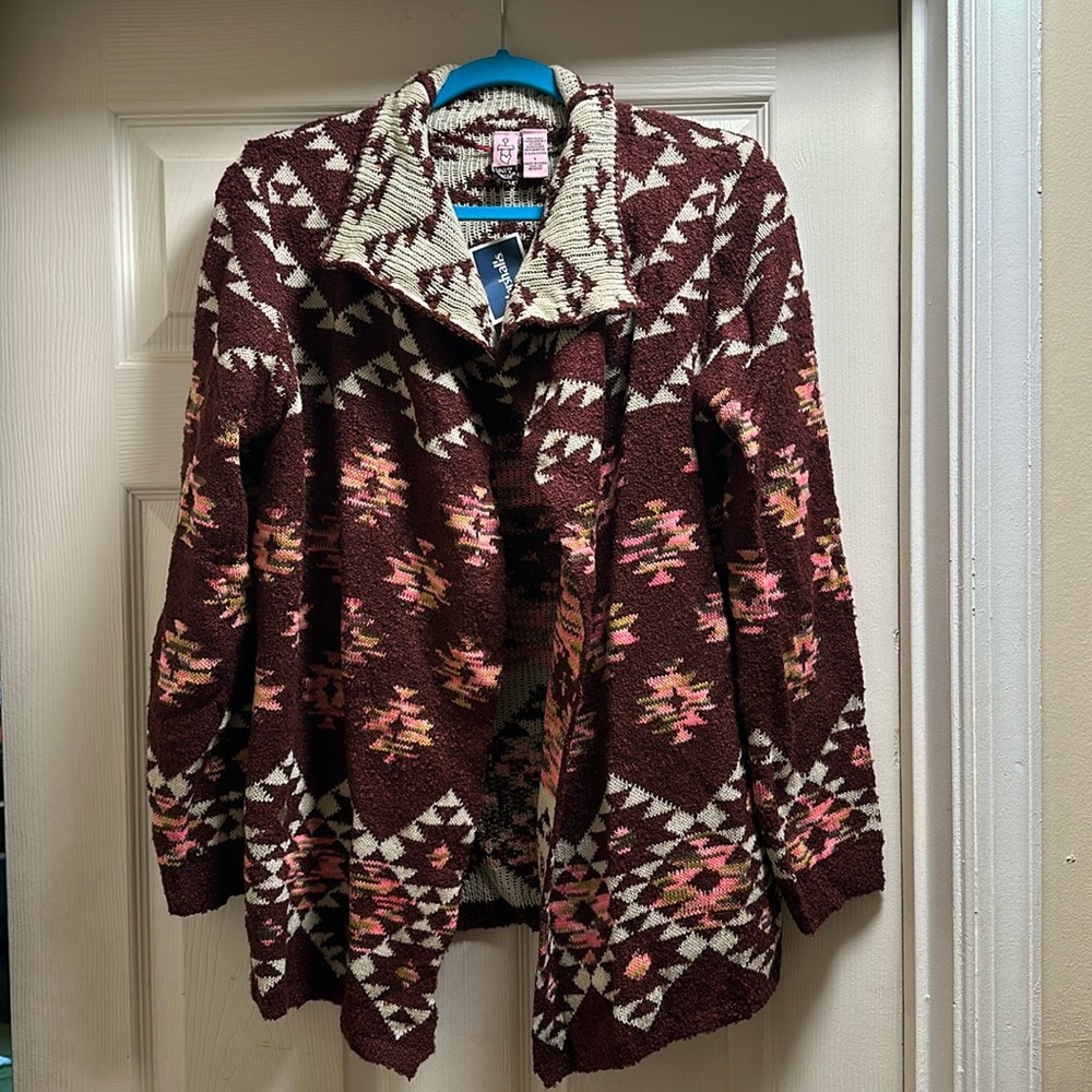 Muticolor Shrug